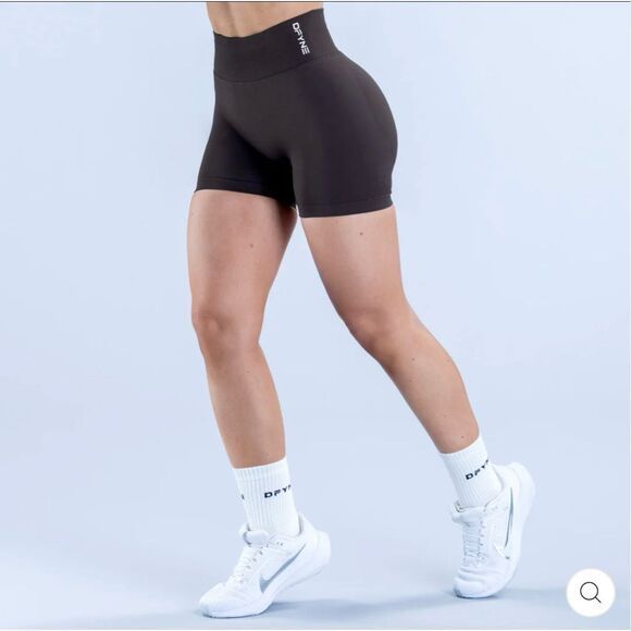 DFYNE Impact Short 4.5" Brown Butt Scrunch Contour Seamless Gym Workout - Picture 1 of 11